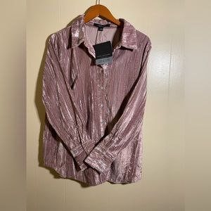NWT Marc New York Mauve long sleeve velvet button up; Size Large.